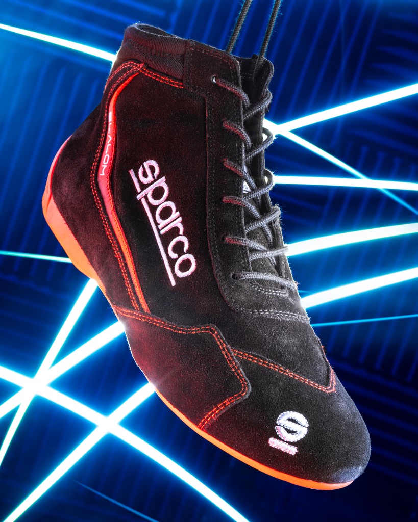 Starting your motorsport journey? Sparco Slalom Race Boots are perfect for entry-level racers:⁠

✅ Durable suede leather for style and function⁠
✅ Thin rubber sole for reliable pedal control⁠
✅ Lightweight and comfortable design for long days on track⁠
⁠