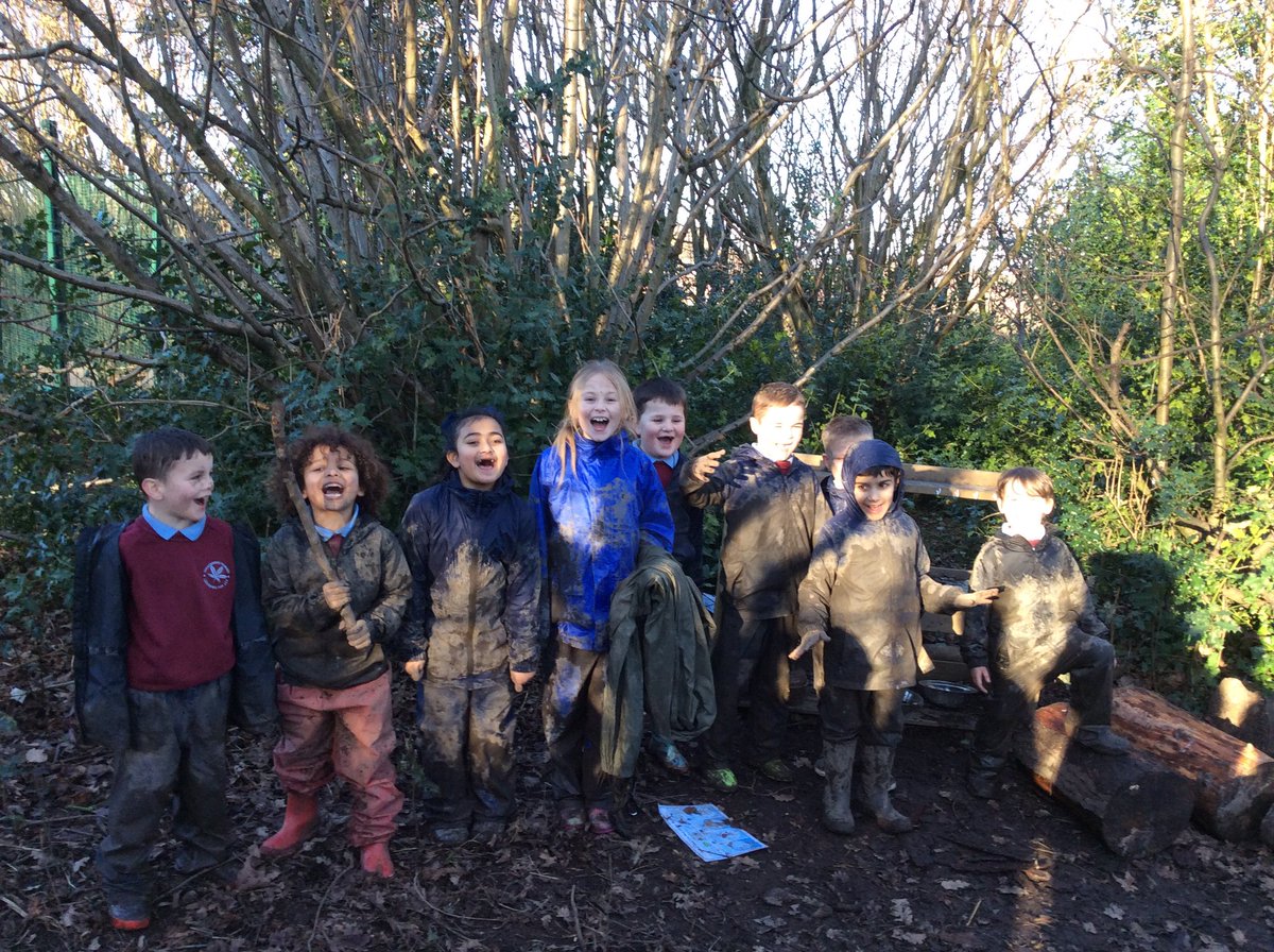 Year 2 have had a great Forest school session today 🌳. We have been using hand saws to cut tree cookies off of branches and used palm drills to drill holes into them. Our favourite part was the mud slide 🛝  <a href="/StradbrokePri/">@StradbrokePrimary</a> <a href="/team2stradbroke/">Year 2</a>