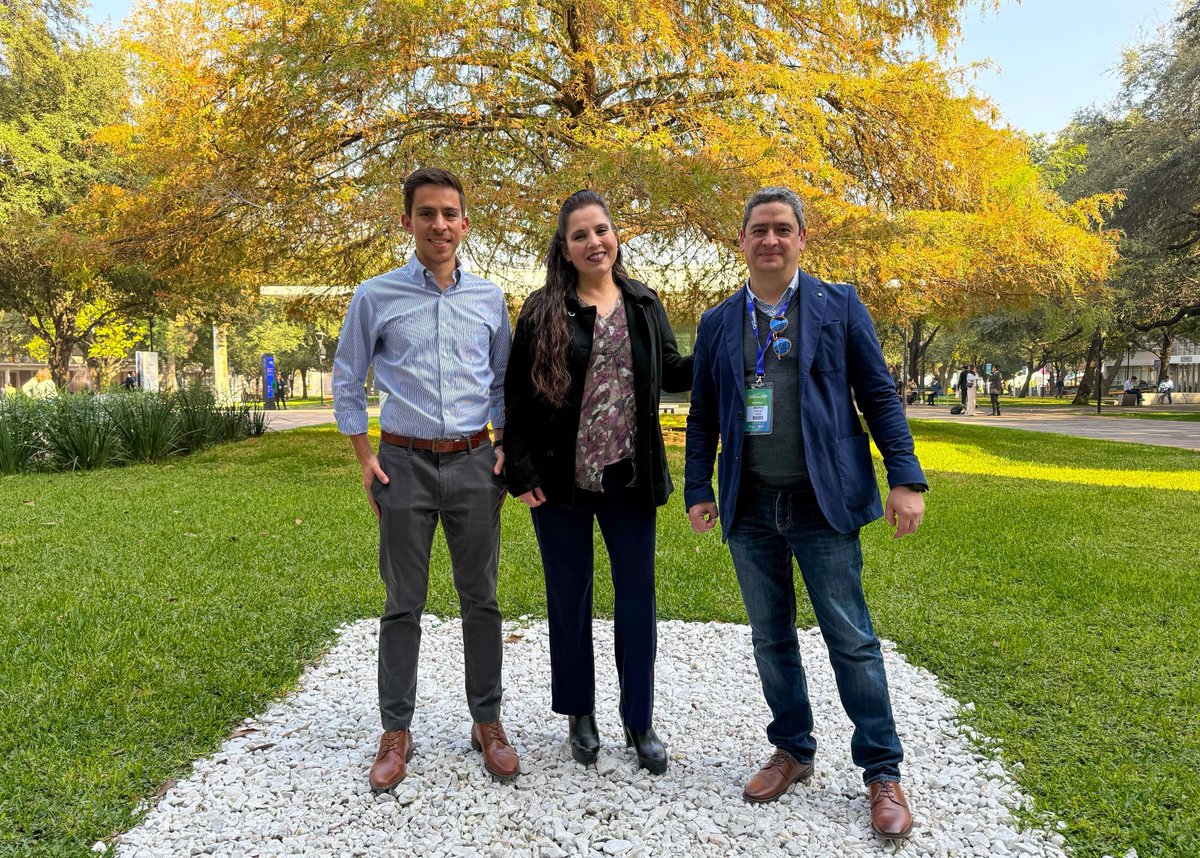 Día 2 en #IFEConference2025🚀

Felipe Meneses y Andrés Poduje compartieron espacio con grandes líderes del sector educativo fortaleciendo conexiones y sumando nuevas perspectivas sobre el impacto de las tecnologías en la operación académica.

<a href="/IFEconference/">IFE Conference</a>