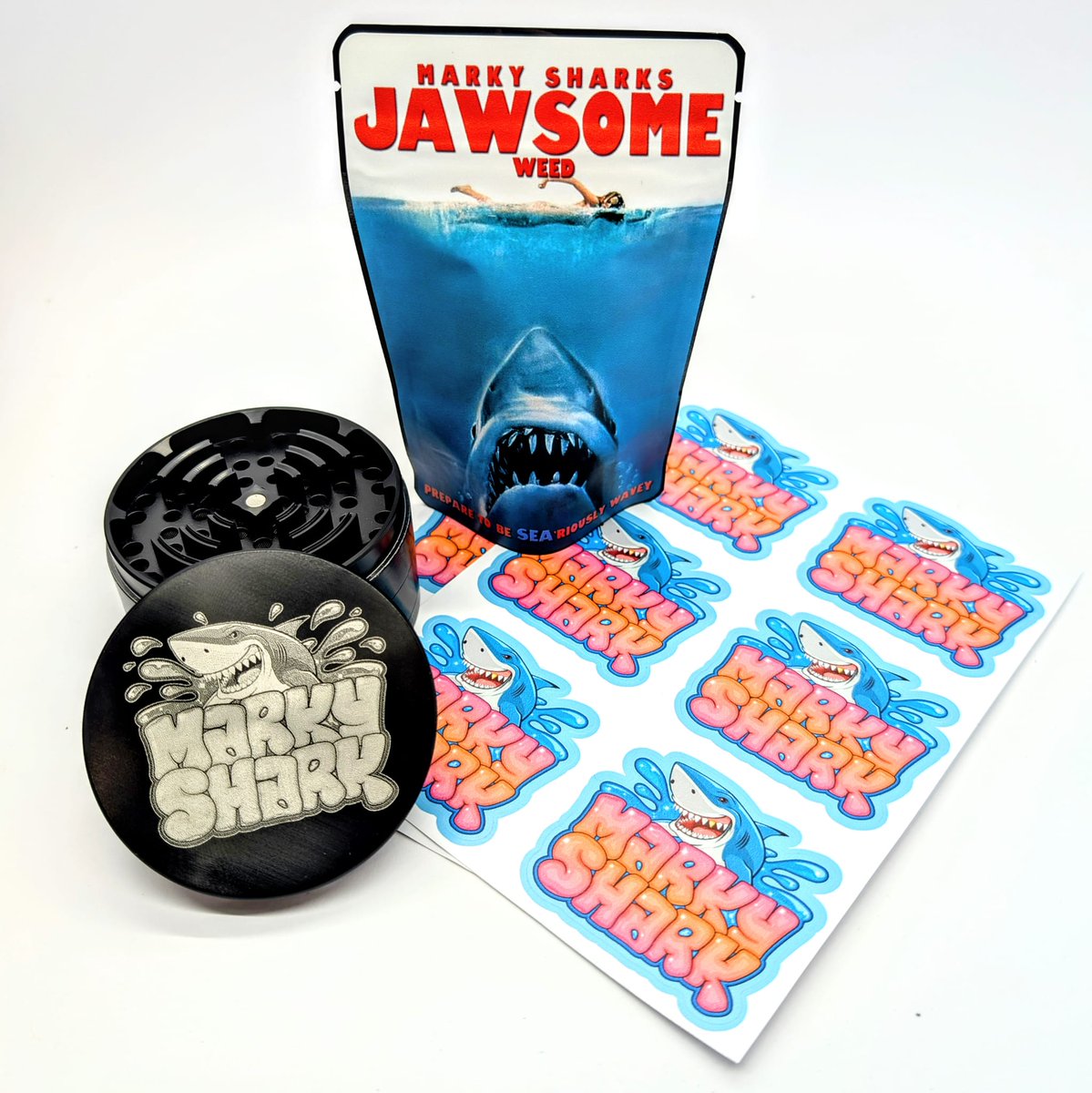 Custom Vault tweet media