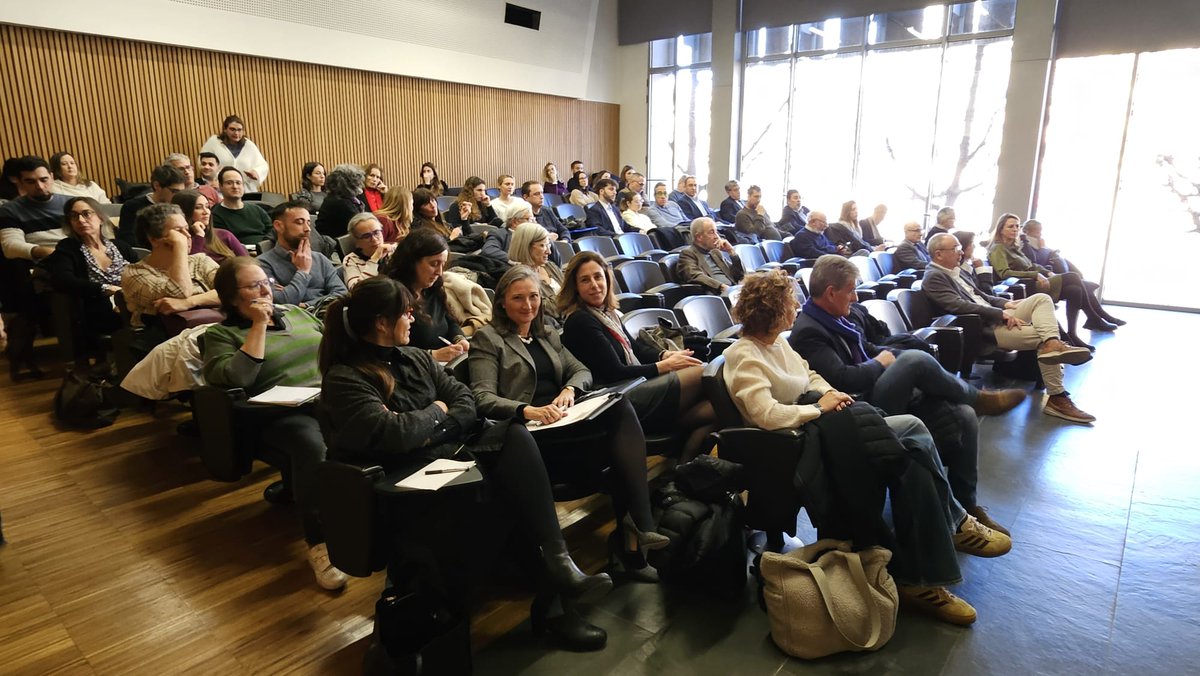 ICAG (@icagirona) on Twitter photo Jornada sobre l'acord de l'Audiència Provincial de Girona que modifica la jurisprudència en matèria d’ocupacions.
Amb l'Il·lm. Sr. Adolfo Garcia Morales i l'Il·lm. Sr. Victor Correas Sitjes, president en funcions  i magistrat de l’Audiència, respectivament.
#ocupacions #ICAG Jornada sobre l'acord de l'Audiència Provincial de Girona que modifica la jurisprudència en matèria d’ocupacions.
Amb l'Il·lm. Sr. Adolfo Garcia Morales i l'Il·lm. Sr. Victor Correas Sitjes, president en funcions  i magistrat de l’Audiència, respectivament.
#ocupacions #ICAG
