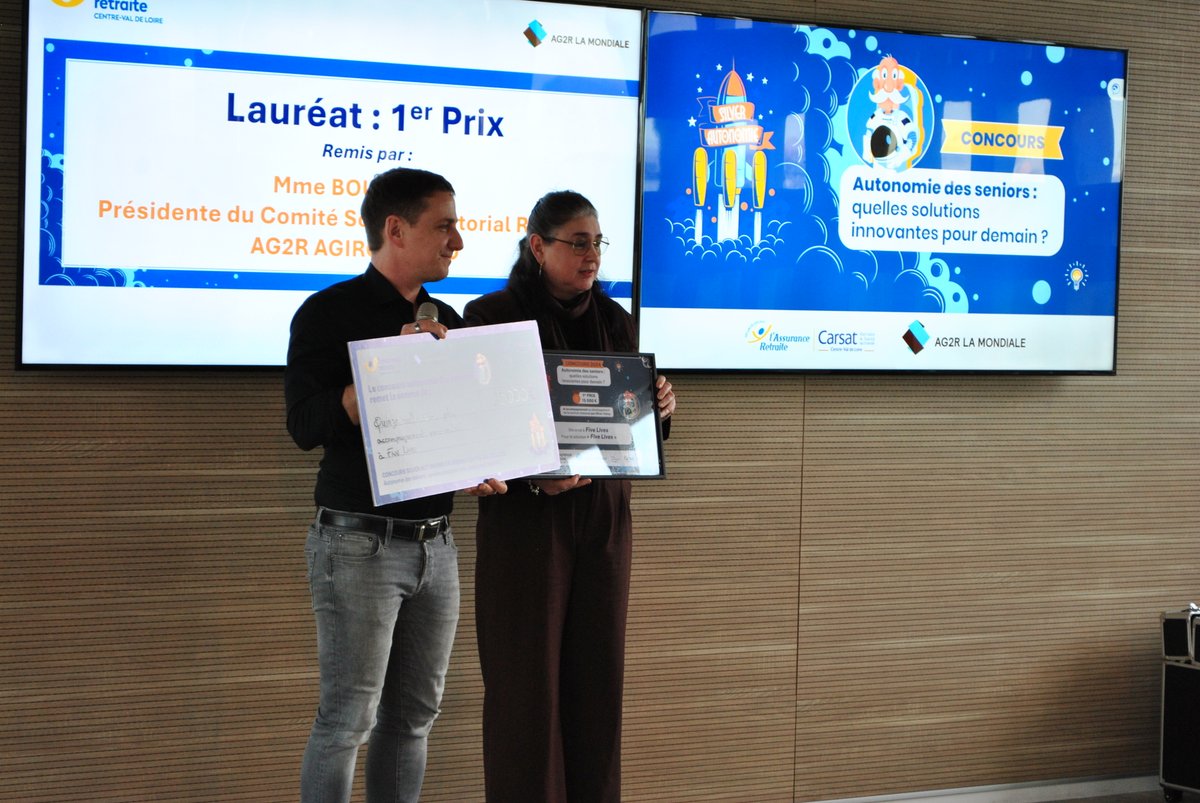 📢 En direct
Remise des prix du concours : « Autonomie des #seniors, quelles solutions innovantes pour demain ? ».
Enfin, félicitations à Five Lives qui remporte le 1er prix
Bravo à l’ensemble des participants !
#bienvieillir #innovation #autonomie