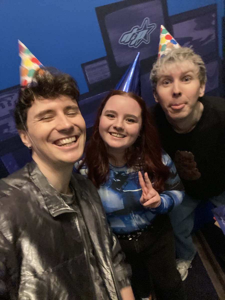 lauren 🤍 tweet media