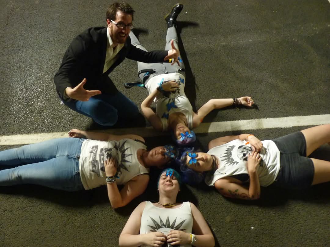 DeadliestPuddle's tweet image. Wow 10 years of LIS. I remember organising LIS cosplay meet ups at @MCMComicCon back in 2016 and 2017. Also @DarkVegetaMad posting us on the official account back then 📸