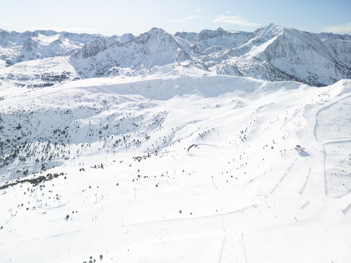 160 km de pistes obertes i noves precipitacions previstes, arriba un cap de setmana ple d’esquí, música i bon ambient. A més, dilluns i dimarts, Grandvalira serà escenari de la Copa d’Europa FIS Alpine Europa Cup.

Llegeix la notícia completa 👉 grandvalira.com/ca/estacio/not…