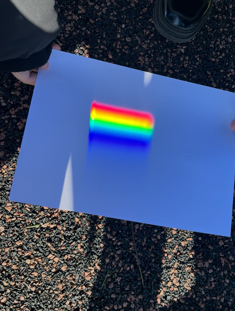 When you are learning about Isaac Newton and the Theory of Colour you always have to explore prisms #scientists #prismsandcolour #practicalscience