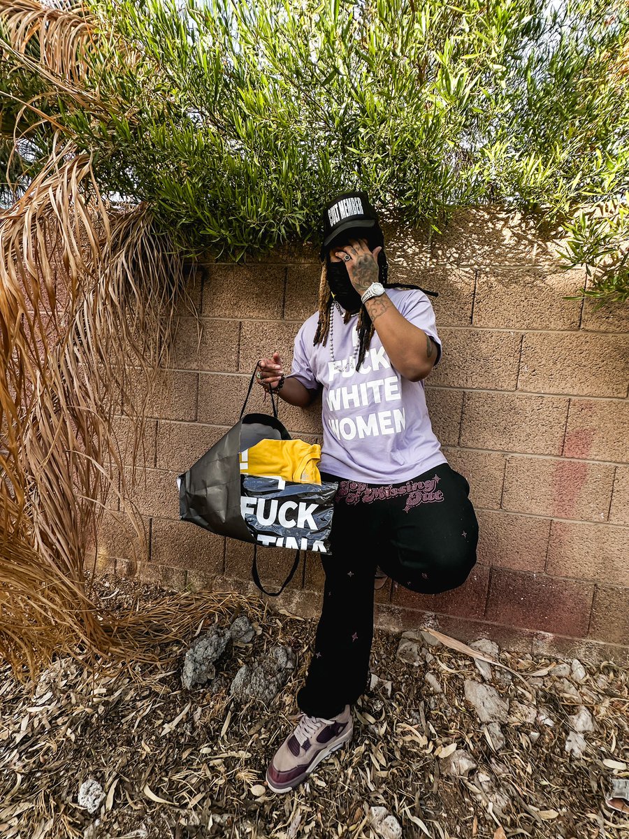 avatarflick's tweet image. Pieces from my brand JUDYONMYHIP 💥 

Which one you fw 🤔?