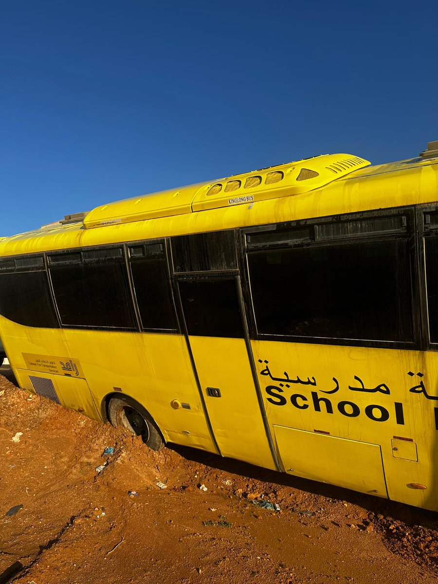 Faz3h2020's tweet photo. ورد بلاغ لغرفة عمليات فريق جمعية فزعة الشمال عن وجود باص عالق بالمداين . وباشر البلاغ اعضاء الفريق بقيادة / ياسر المبلع وقامو بسحبه واخراجه . كتب الله لهم الاجر والثواب. 
#جمعية_فزعة_لشمال_للبحث_والانقاذ  #فريق_فزعة_الشمال_للبحث_والانقاذ  #حائل_القريات_الحوف_الرياض_المدينه_الشرقيه_القصيم_الزلفي_المجمعه_