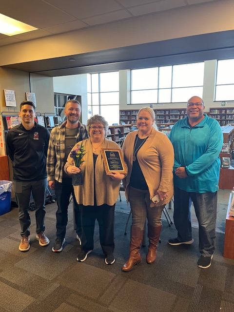 Congratulations to Ms. Sullivan, one of our Rockwood Summit librarians! Ms. Sullivan was named the School Librarian of the Year by the Greater St. Louis School Librarians!