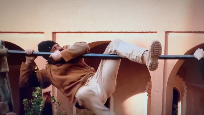 On va faire un petit thraed des personnes que  <a href="/GLBouchez/">Georges-L BOUCHEZ</a> retweet. La fascisation du MR est sous nos yeux.