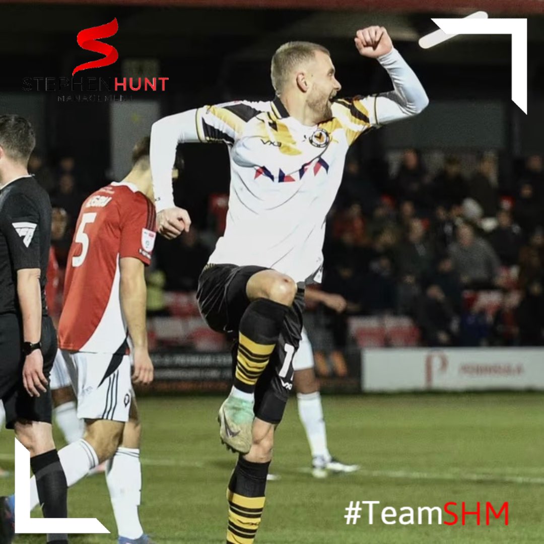 TeamSHM_'s tweet photo. ⚽️ Calm as you like @97Loughlin 🙌
Tuesday’s well taken penalty was Shane’s second goal of the season, helping his @NewportCounty side to a draw against Salford 👏
Keep going Shane 💪
#NCAFC #SMcL19 #TeamSHM https://t.co/VxW8fSiiW2