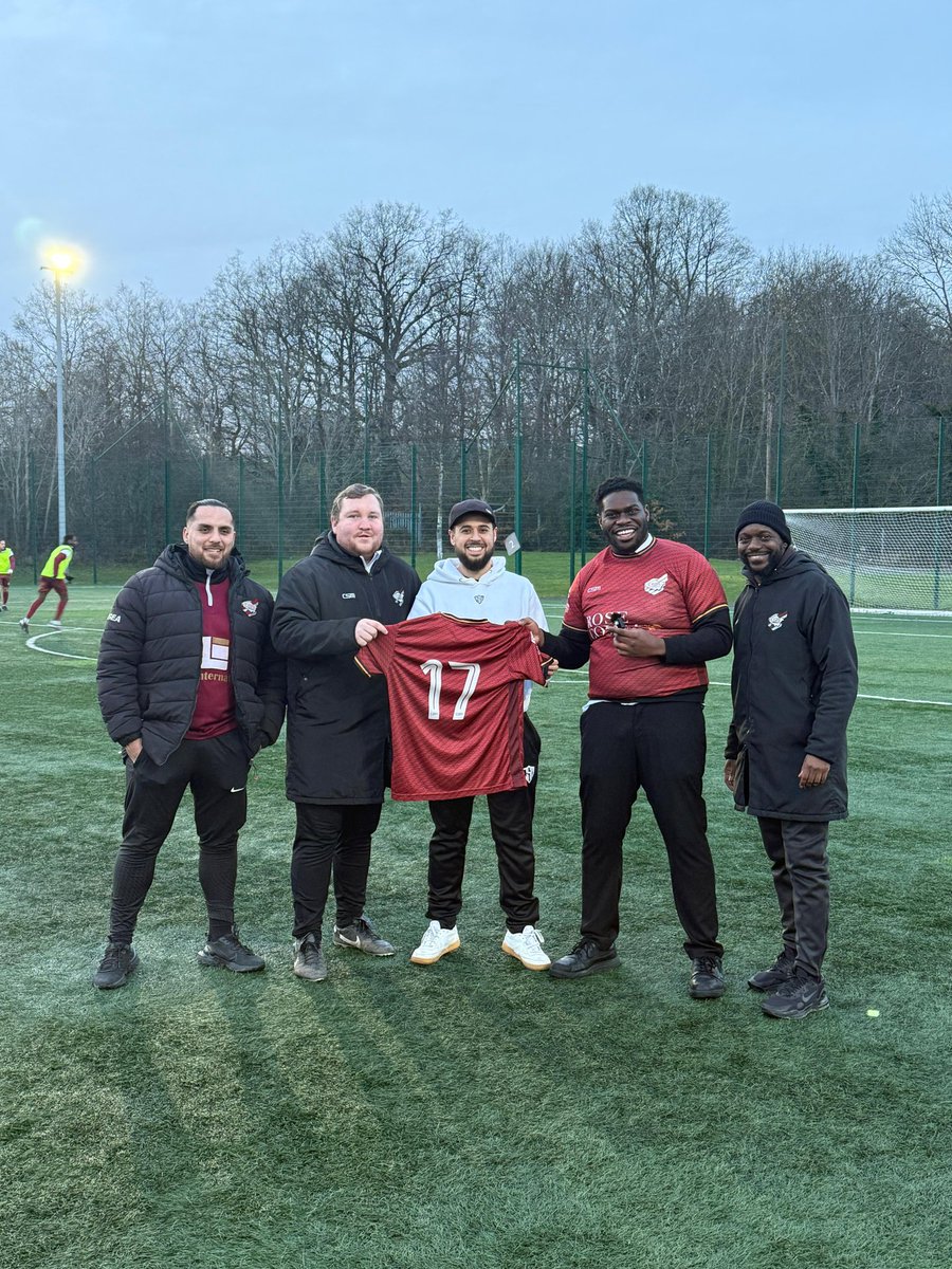 CSMLondonFC's tweet image. Last week's new signing... 👀

Welcome to CSM, Jensen 💪🏽

@JoeBis1 @Willsbrobby @mullahcorner

#CSM
