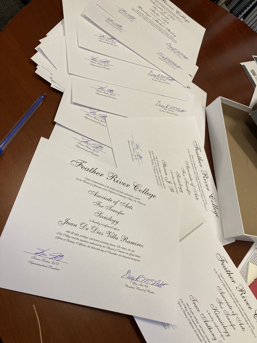 FRC President (@frcprez) on Twitter photo Here is my Presidential #ExecutiveOrder for today. I have the privilege of signing #diplomas for recent <a href="/FeatherRiverCol/">Feather River College</a> graduates 🎓👨🎓🧑🏽🎓👩🏼🎓👨🏾🎓👩🏻🎓👩🏽🎓👩🎓 It is always an honor to hand sign each one. #FRCfam Here is my Presidential #ExecutiveOrder for today. I have the privilege of signing #diplomas for recent <a href="/FeatherRiverCol/">Feather River College</a> graduates 🎓👨🎓🧑🏽🎓👩🏼🎓👨🏾🎓👩🏻🎓👩🏽🎓👩🎓 It is always an honor to hand sign each one. #FRCfam