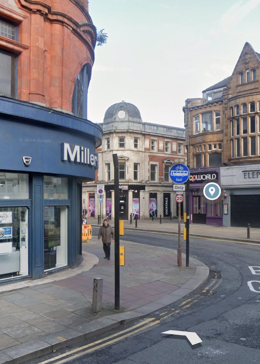 geoloc8r's tweet photo. @rkmtimes This video is not from Sweden. It was recorded outside the Elephant &amp; Castle pub in Bolton, England. https://t.co/esMQJ783fq