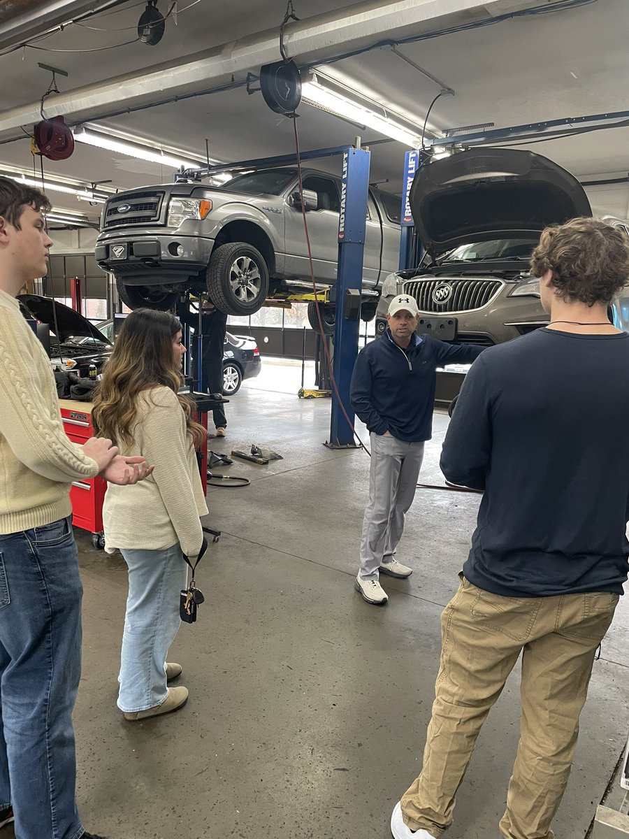 Olathe East Video Productions tweet media