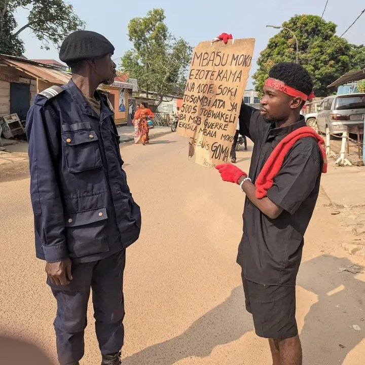 sumaili01's tweet photo. La congoléxicomatisation🇨🇩
Dixit :Eddy MALOU https://t.co/9Baqq7ahvl