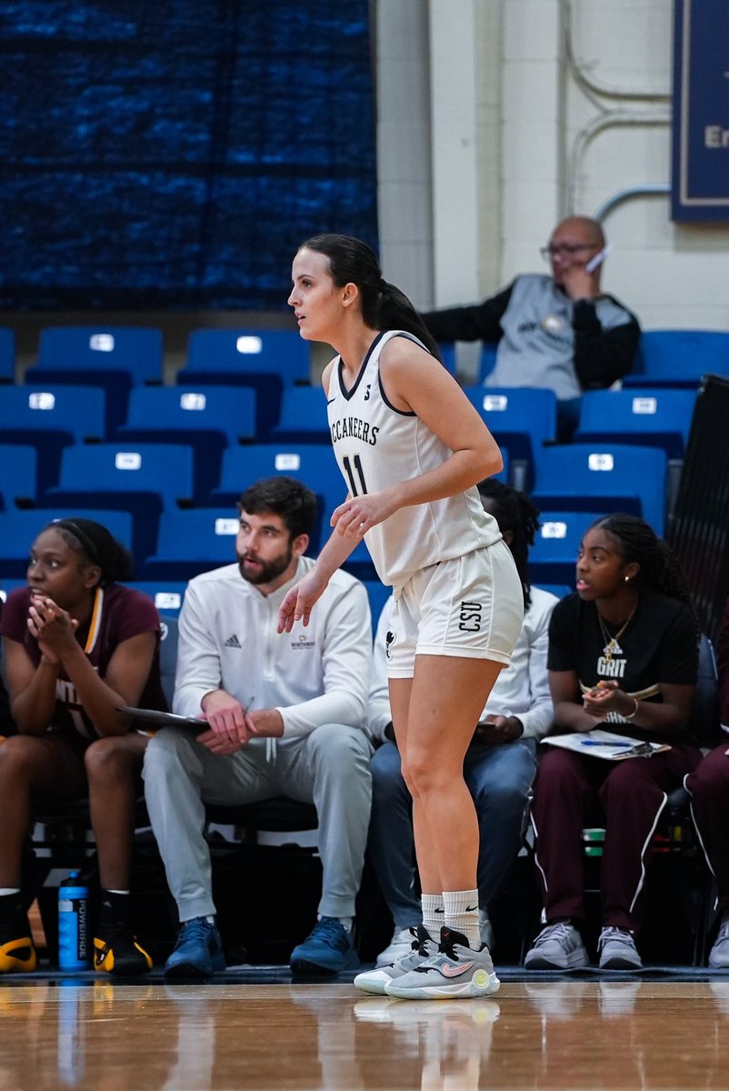 𝐃𝐞𝐚𝐧’𝐬 𝐋𝐢𝐬𝐭 𝐑𝐞𝐜𝐢𝐩𝐢𝐞𝐧𝐭𝐬!! 🤩 

Congratulations to Tyonna Bailey, Taylor Caldwell, Courtney Davis and Alba Garcia for getting it done in the classroom! 📝

#ClimbTheLadder // #BucStrong