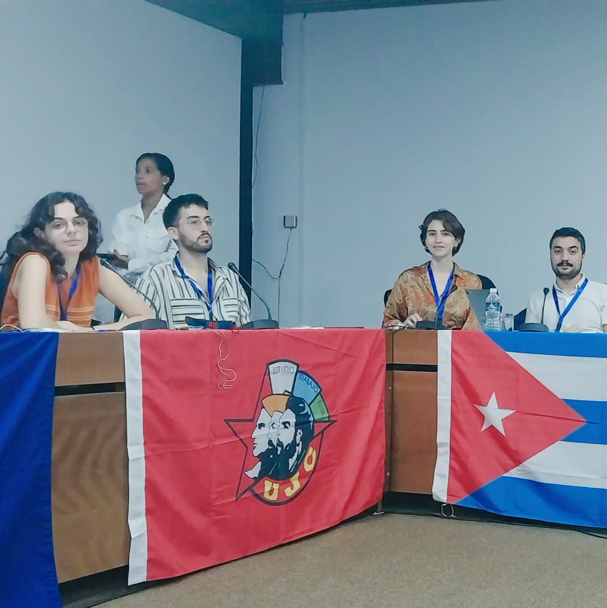 Por el Equilibrio del Mundo tweet media