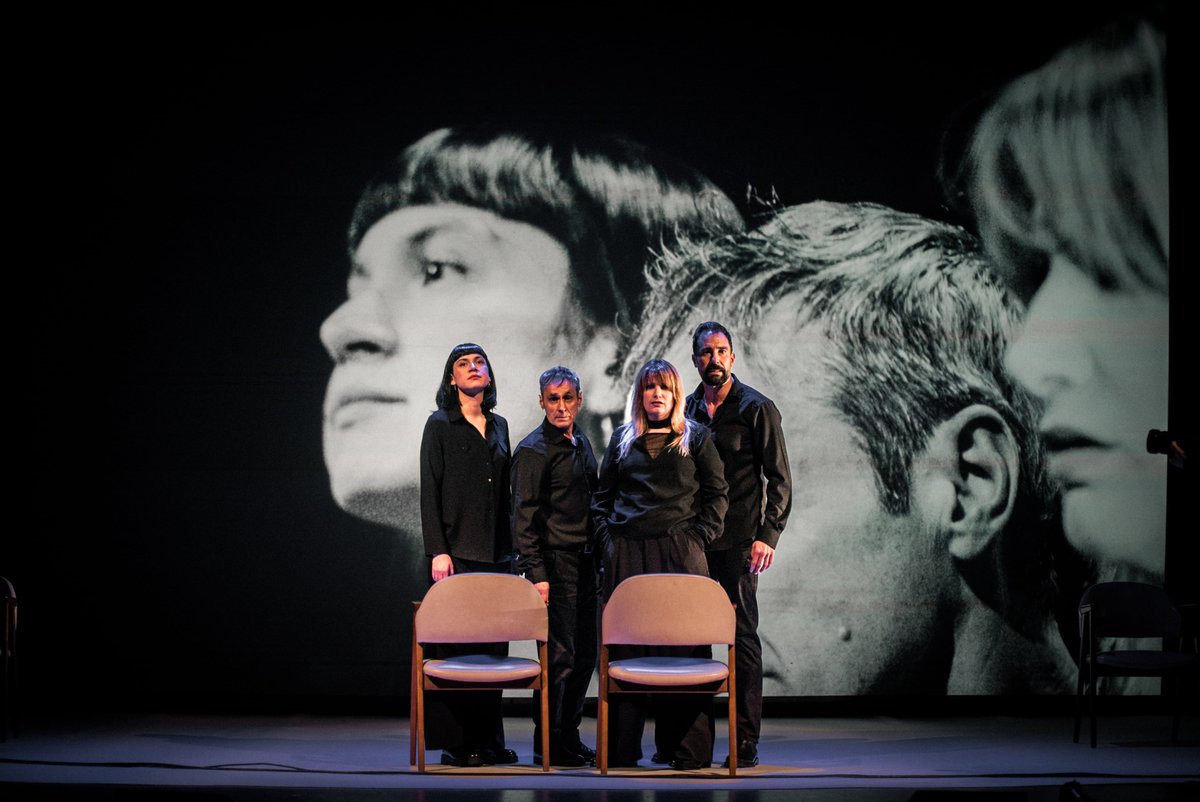 🏆 FINALISTAS PREMOS OH! / MEJOR ESPECTÁCULO

• HAMLET, de #GuayominiProducciones
• POSTALES ROTAS, de <a href="/ZigZagDanza/">Zig Zag Danza</a> 
• YO LA QUERÍA, de #HigienicoPapelTeatro

#PremiosOh2025 #MejorEspectaculo #ArtesEscenicasAsturias #TeatroJovellanos