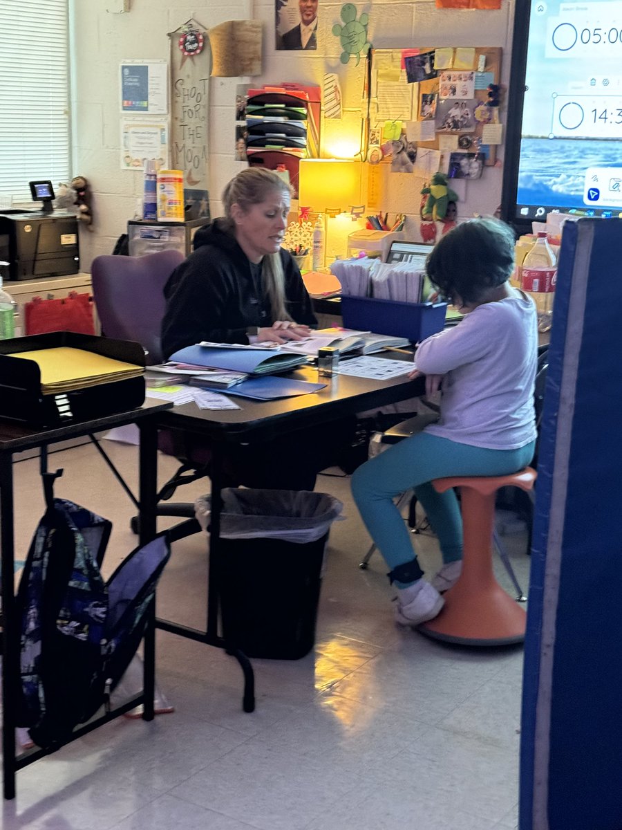 Mary Elizabeth Davis tweet media