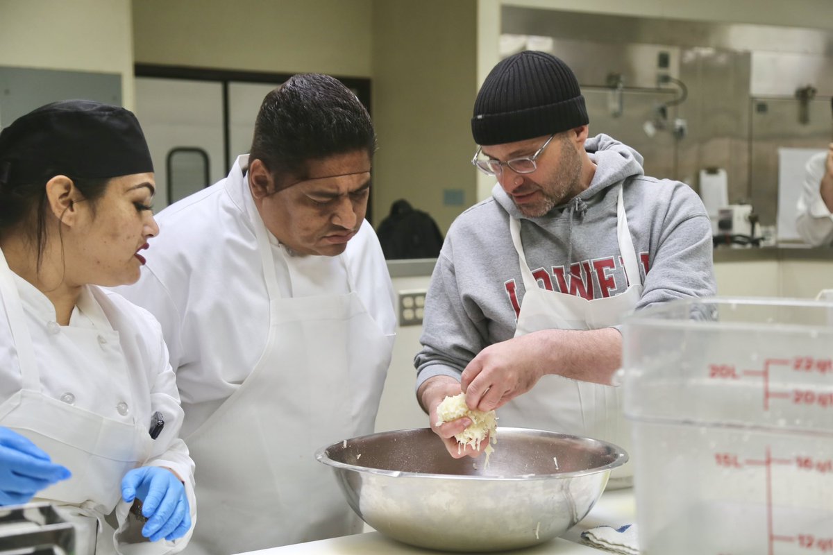 salvationarmysf's tweet image. We had the privilege of hosting Adam @bettersoma, the owner of @deliboard, who has always been a huge supporter of The Salvation Army and the work we do. His passion for mentoring and uplifting was evident as he shared his skills, knowledge, and encouragement with the class.…