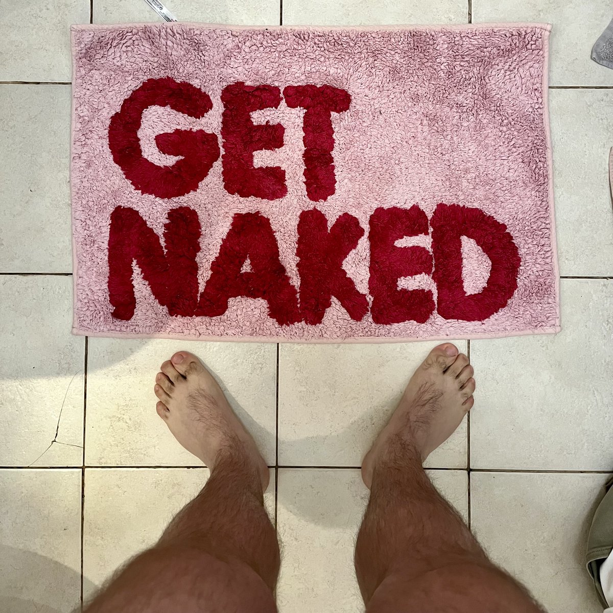 Get Naked ... 

#нюдсочетверг #nudethursday #нюдсчетверг #bear #bearlife #nude #man