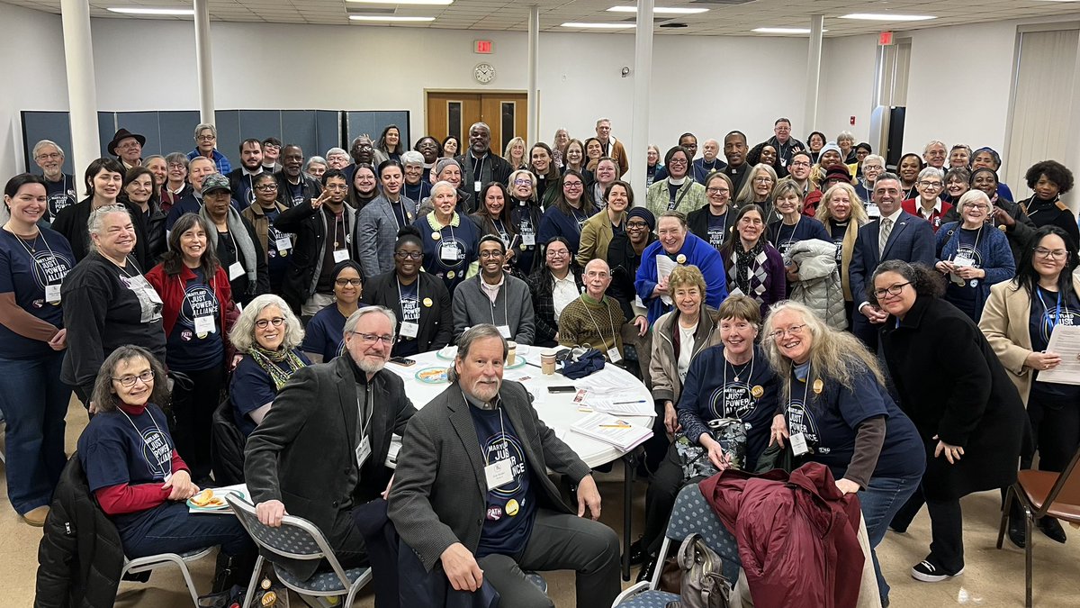We’re here with over 100 everyday Maryland residents, asking our state legislators to pass policies that benefit all of us:
🔄The ReNEW Act,
🏘️The Housing for Jobs Act,
🗝️Good Cause Eviction,
📚Pre-K expansion and
🛡️Researching policies to protect immigrants. #mdjustpoweralliance