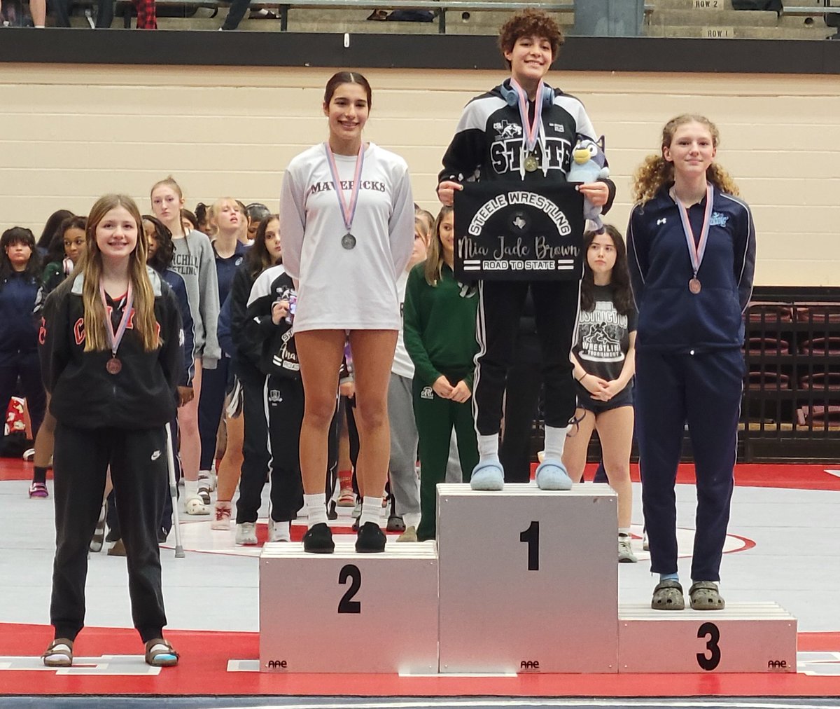 CHSCoachCarp's tweet photo. Congrats to District placers
4th Jr Morry Jacquemotte and 🥈Sr SuNae Burden! 🎉Regionals next week! #Getyourhandraised #CougarNation #Stateminded
@chs_cougar_wres @DavissonDustin @AthleticsCanyon @canyonhscougars @BMar1842 @cisdnews https://t.co/Sop4cBCzrf