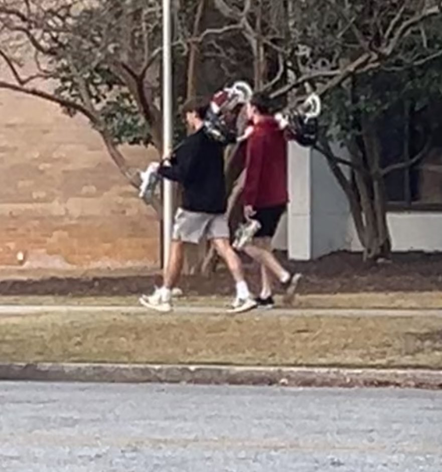 bigsteppa694's tweet photo. Good luck to these two legends at club lax tryouts tn #shrink https://t.co/hDpIqSOZzT