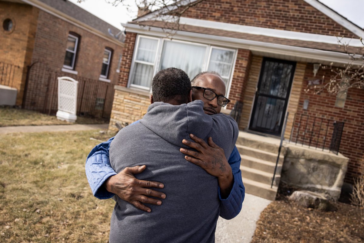Ashlee Rezin (@ashlee_rezin) on Twitter photo “My daddy was a pillar in the neighborhood,” Stroud Jr. said. “An 80-year-old man getting killed while sitting in a car, that just doesn’t sound right.”
Namesake son, relatives share memories of dad, 80, slain in Washington Heights chicago.suntimes.com/2025/01/30/nam… by <a href="/MoSamra16/">Mohammad Samra</a> “My daddy was a pillar in the neighborhood,” Stroud Jr. said. “An 80-year-old man getting killed while sitting in a car, that just doesn’t sound right.”
Namesake son, relatives share memories of dad, 80, slain in Washington Heights chicago.suntimes.com/2025/01/30/nam… by <a href="/MoSamra16/">Mohammad Samra</a>
