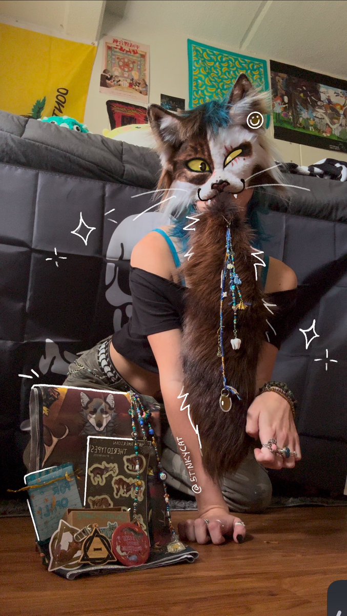 5tinkyCat's tweet photo. New tail from @ // WolfBoyGirl on Insta !! 🌿🌙🐾 https://t.co/17bgbUWKg0