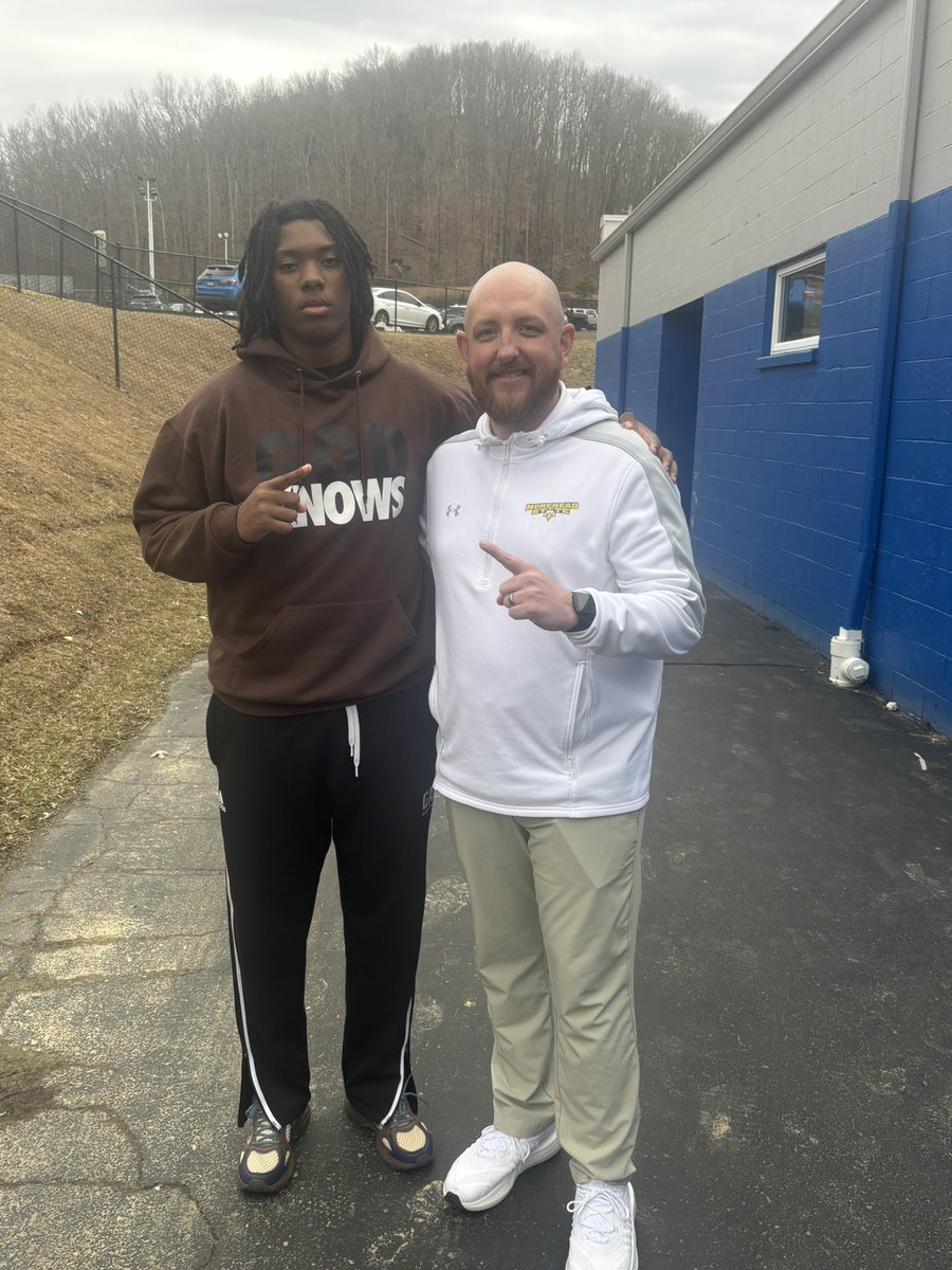 After an amazing Official Visit at Morehead State, I’m blessed to receive a D1 offer from Morehead state!!! <a href="/MSUEaglesFB/">Morehead State Football</a> <a href="/CoachTrue_MSU/">Wil Truelove</a> <a href="/GACFootball/">GAC Football</a> <a href="/GACFBRecruits/">GAC Football Recruits</a> <a href="/SoutheastElite_/">Southeast Elite Prospects</a> <a href="/NEGARecruits/">Northeast Georgia Recruits</a> <a href="/LegacyExtreme1/">Mark Freeman</a>