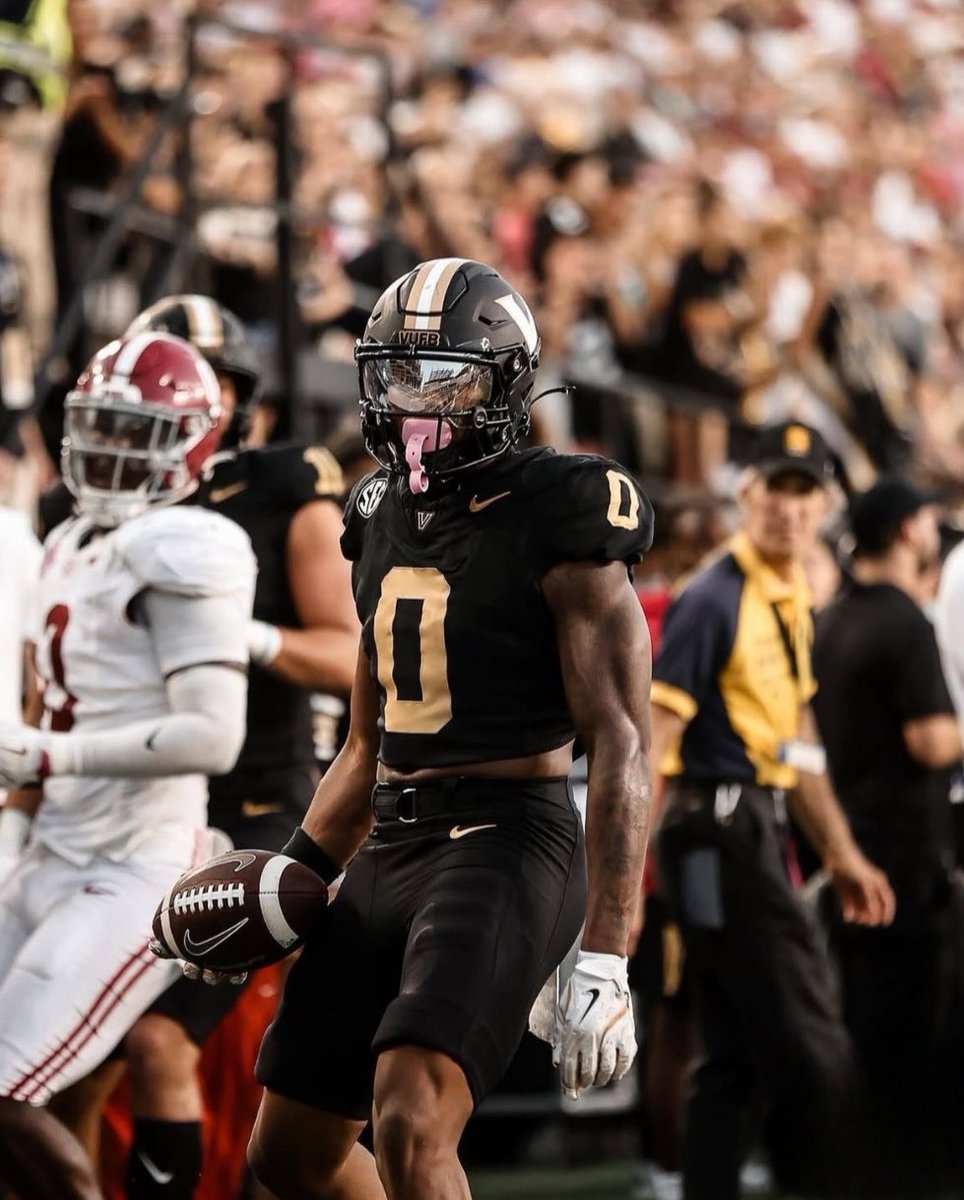 After an amazing call with <a href="/CoachAlexBailey/">Alex Bailey</a> I am Blessed to receive my first SEC offer from Vanderbilt!⚓️⚪️⚫️<a href="/Coach_Lea/">Clark Lea</a> <a href="/Jafar_Williams/">Jafar Williams</a> <a href="/AllenTrieu/">Allen Trieu</a> <a href="/TheD_Zone/">The D Zone</a> <a href="/SWiltfong_/">Steve Wiltfong</a> <a href="/jcessante/">Justin Cessante</a> <a href="/DCCfootball/">Detroit Catholic Central Football</a> <a href="/DETROITCCAD/">Aaron Babicz '93</a>