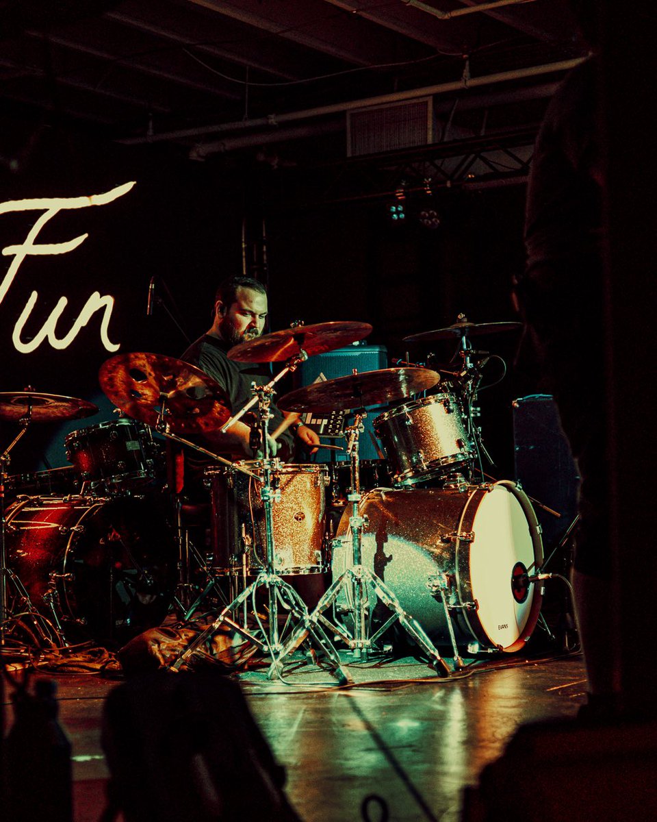 lieforfunmusic's tweet photo. Come hang out tomorrow at our first show of the year! It’s completely free and all ages. We are also doing merch discounts so we can make room for some new designs. 👀 please come we miss you all ily
📸: @cwphotographylv https://t.co/rY4jA8RP8H