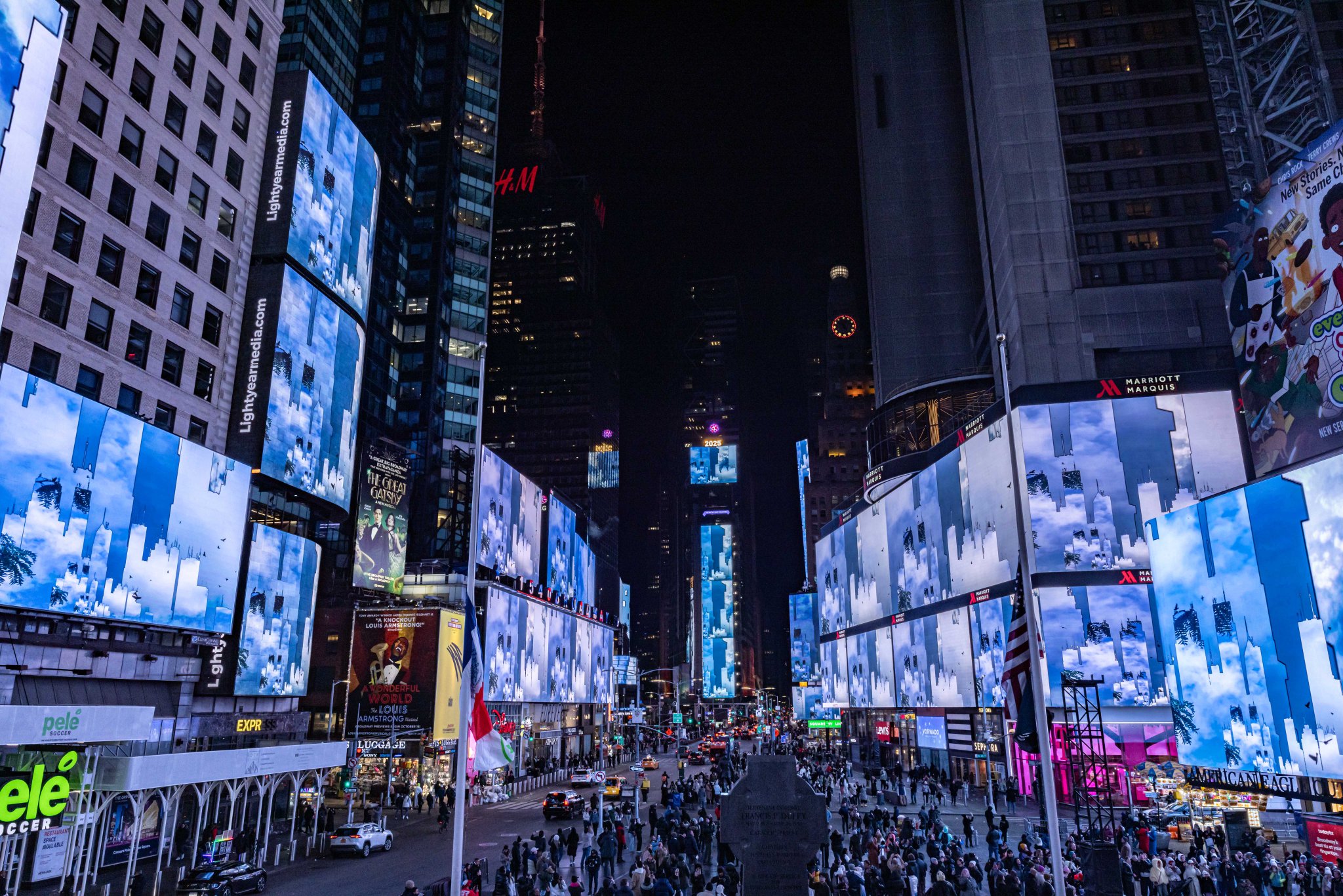 芸術写真 TIMES SQUARE REFLECTION Times square reflection dusk wet rain new york hi-res stock