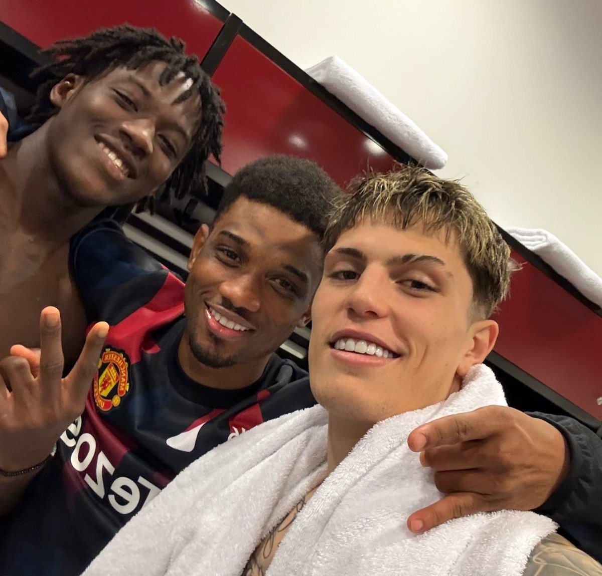 Post-match vibes 😁😁😁 #mufc