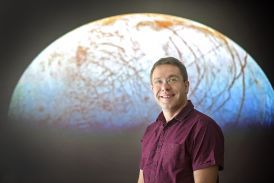 Australian Science Media Centre (@aussmc) on Twitter photo 🌍 Are we on a collision course with a 100-metre-wide asteroid?
🔦 Our #EXPERTSPOTLIGHT <a href="/JontiHorner/">Jonti Horner</a> from <a href="/unisqaus/">University of Southern Queensland</a> can help!
☄️ Jonti is an expert in #asteroids #meteors #comets
🔎 Find his details here: buff.ly/4jzjWXr 🌍 Are we on a collision course with a 100-metre-wide asteroid?
🔦 Our #EXPERTSPOTLIGHT <a href="/JontiHorner/">Jonti Horner</a> from <a href="/unisqaus/">University of Southern Queensland</a> can help!
☄️ Jonti is an expert in #asteroids #meteors #comets
🔎 Find his details here: buff.ly/4jzjWXr