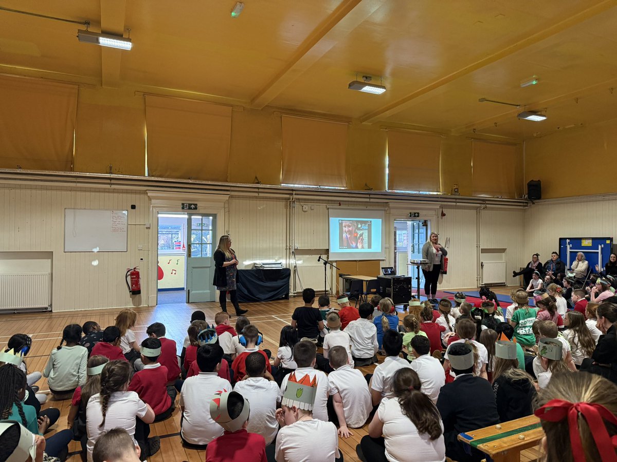 We celebrated Mrs Monaghan’s time at Stenhouse today with a Dino themed leaving assembly. Every class came up with something to present and we sang some songs too! Goodbye and thank you Mrs M! youtu.be/wVmT_6g0_Y0?si…