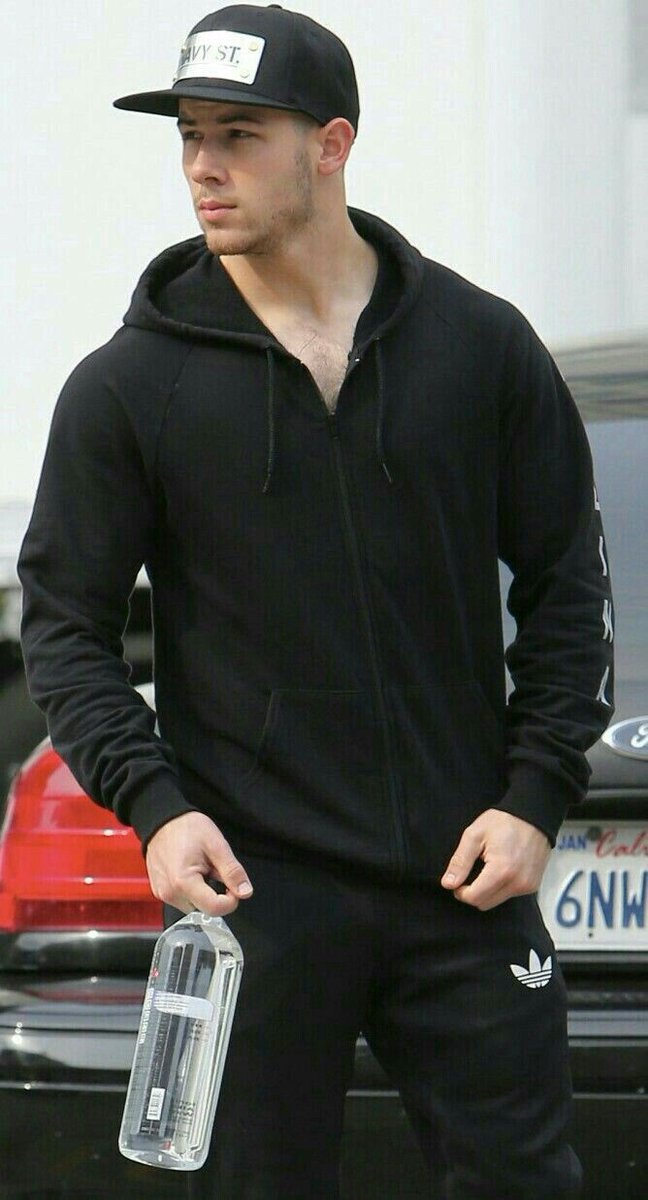 Work outs
#nickjonas #nickjonasstyle