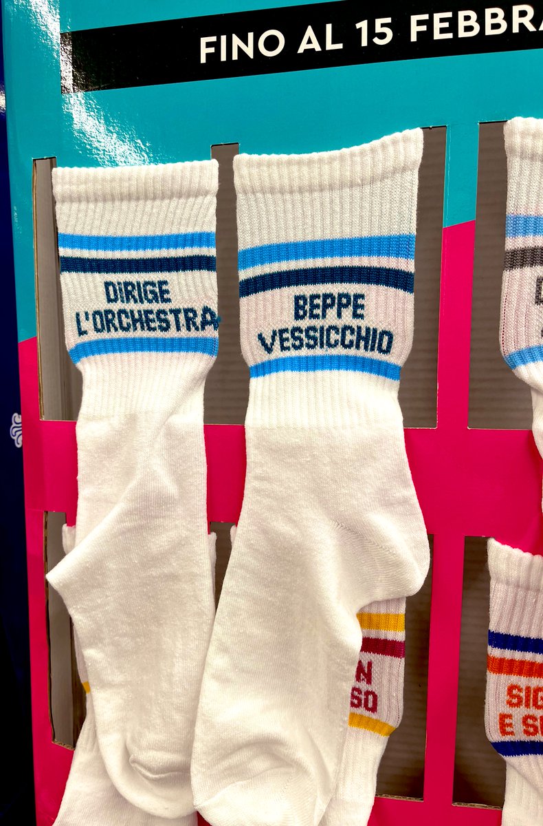 vucciria79's tweet photo. Le trovate nei supermercati Famila. Prego. https://t.co/SkZ2sXPEeA