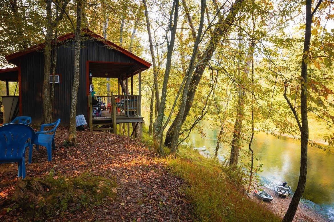 ky_adventure's tweet photo. Who is ready for waterway Discoveries & Peaceful getaway in Munfordville-Hart County!
https://t.co/5hFlLxcCDt #visitmunfordville #gatewaytothegreen #munfordville #travelky #greenriver #kyadventure #adventureky #waterways #adventuretrails #ky_adventure
#greenriver #waterfall https://t.co/L0NiWlvNgF