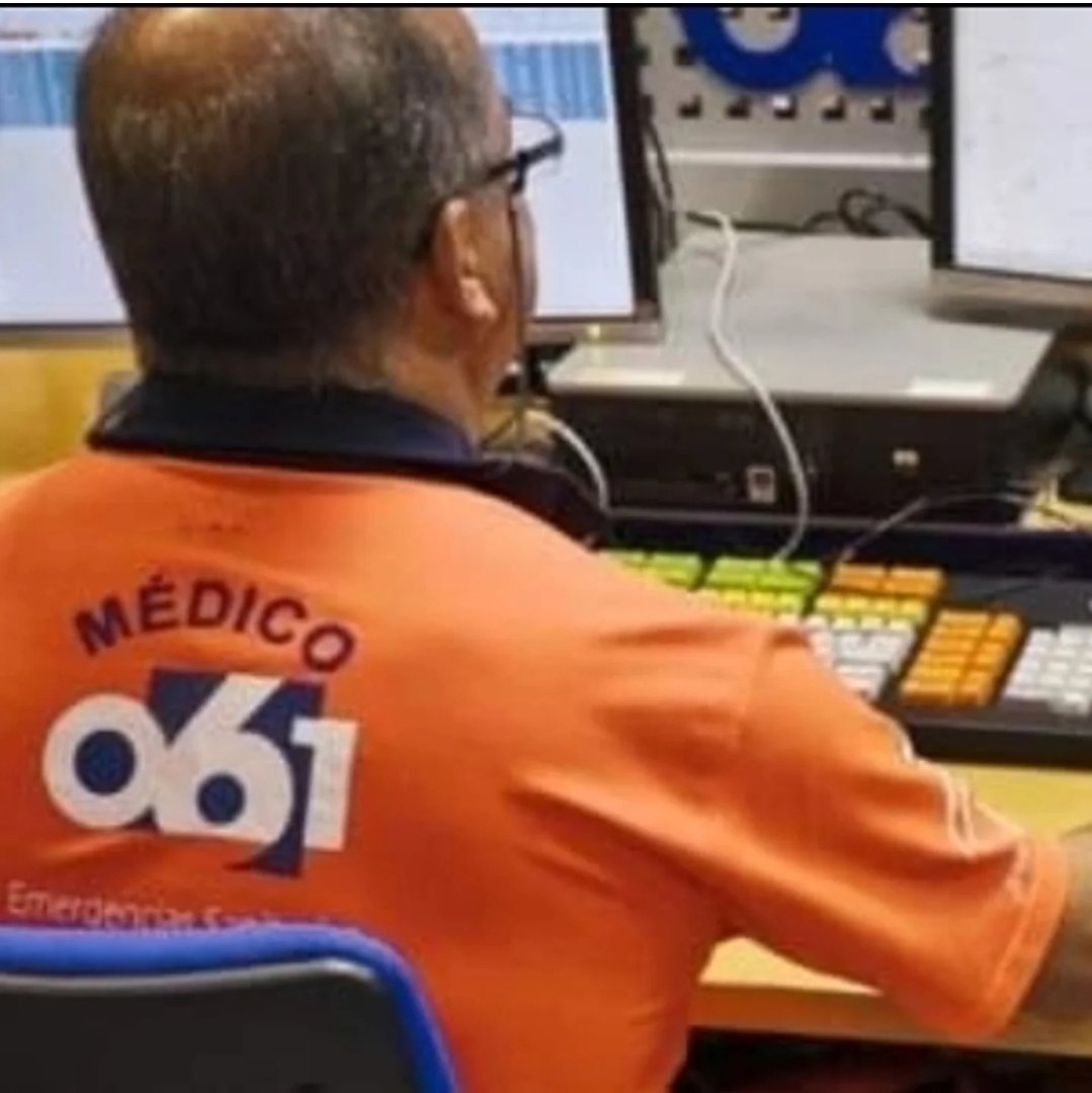 fayusob's tweet photo. Los equipos de cuidados avanzados de enfermería están constituidos por profesionales de enfermería y técnicos altamente capacitados, que brindan atención especializada y de alta complejidad a pacientes en diferentes entornos de salud, formando equipo con el médico coordinador que proporciona el soporte clínico necesario. 
Trabajan en entornos de emergencia, brindando atención inmediata a pacientes en fase aguda.
Son equipos de mostrada eficacia, esenciales para brindar atención especializada y de alta calidad en el sistema de salud, adaptándose a las necesidades complejas de los pacientes y contribuyendo a la mejora continua de la práctica clínica. @saludand
Gracias a @CanalMalagaRTV por haber destacado este recurso fundamental en el siguiente video.
https://t.co/VooQHFjJyE