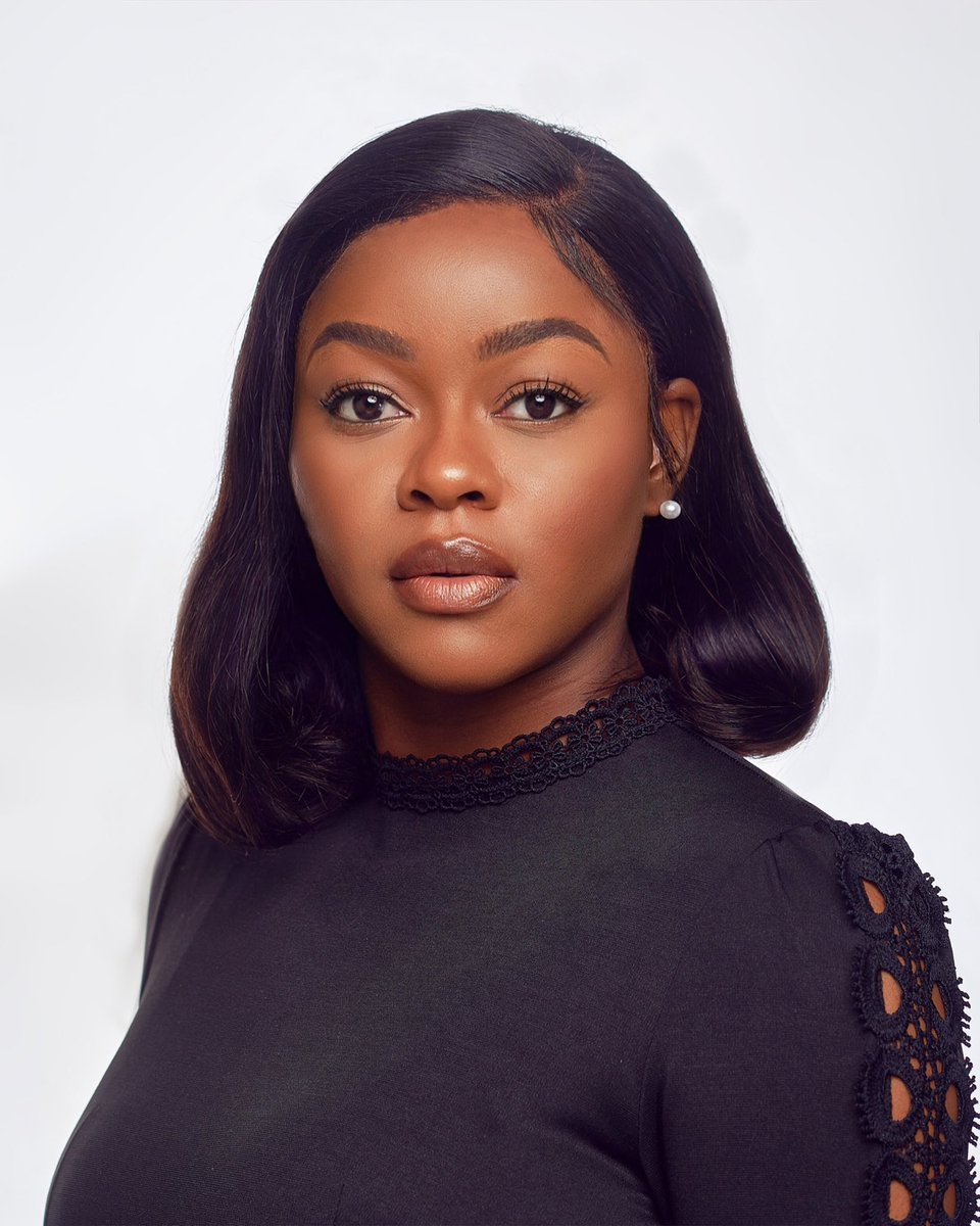 _kehindebankole's tweet photo. Hit or miss? Good girl tryna go bad. test running baddie 😂  

Photos @folastag  ❤️ https://t.co/kVWpALMKT2