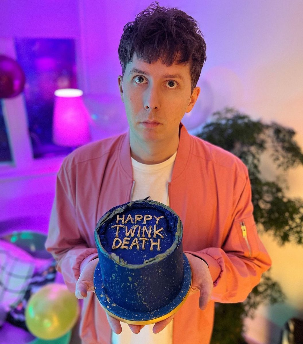 vmpirednp's tweet image. we've come full circle in just one year