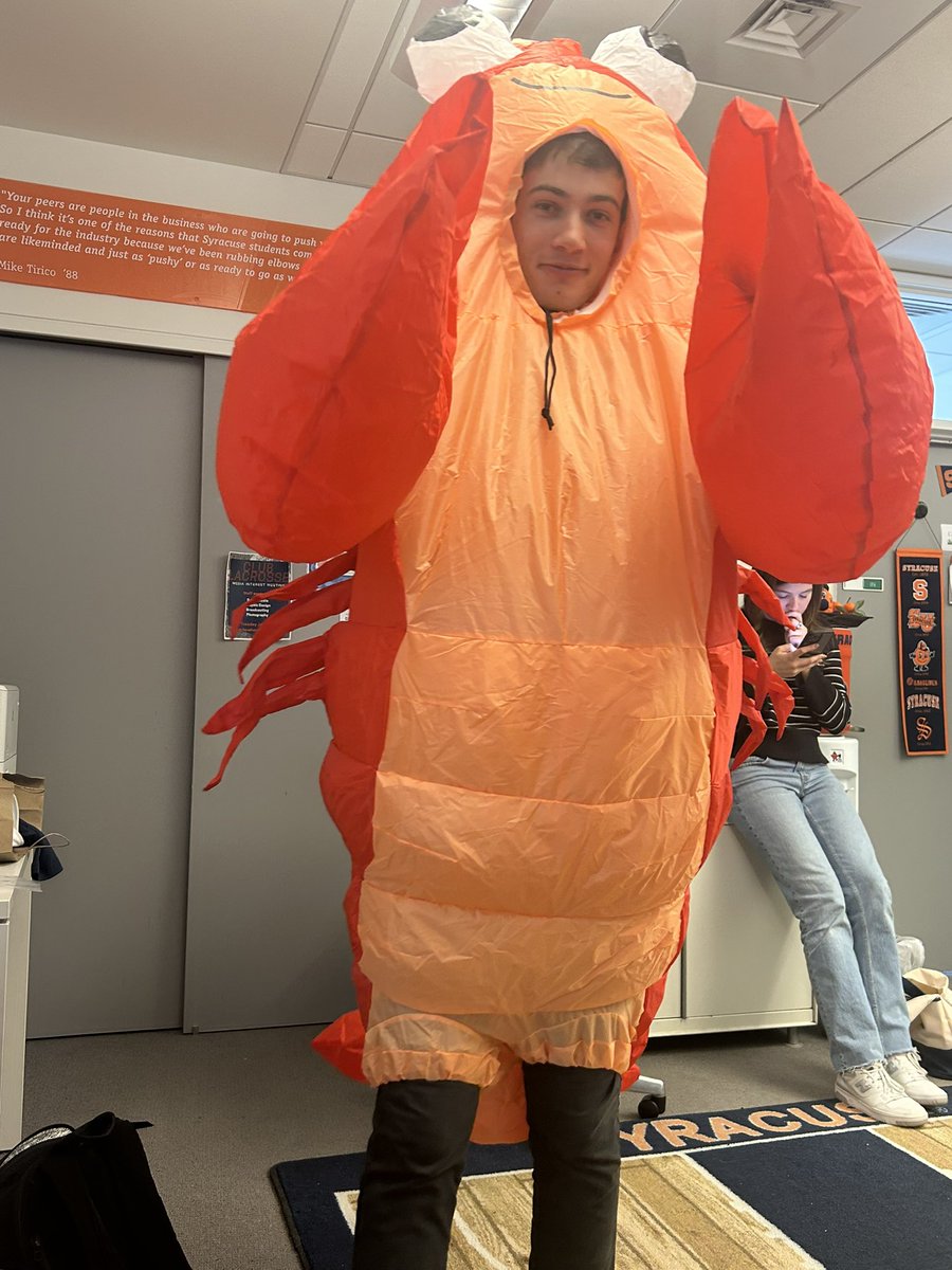 Someone’s already in the NOLA spirit <a href="/AndrewSelover/">Andrew Selover</a>. The Big Easy hasn’t seen a crawfish quite like this.

<a href="/NewhouseSports/">Newhouse Sports Media Center</a>