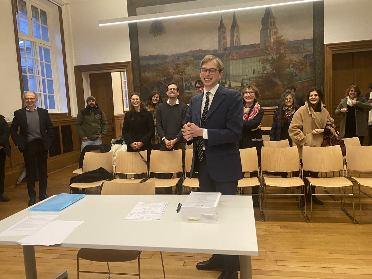 Olivier Forcade (@olivierforcade) on Twitter photo Jury de soutenance de Boris Delagenière salle de la fresque en Sorbonne ce 30 janvier 2025 et Dr. Boris Delageniere : bravo ! <a href="/LettresSorbonne/">Faculté des Lettres Sorbonne Université</a> <a href="/OlivierForcade/">Olivier Forcade</a> <a href="/UmrSirice/">UMR SIRICE</a> <a href="/SyLcyber/">Sébastien-Yves Laurent</a> . Jury de soutenance de Boris Delagenière salle de la fresque en Sorbonne ce 30 janvier 2025 et Dr. Boris Delageniere : bravo ! <a href="/LettresSorbonne/">Faculté des Lettres Sorbonne Université</a> <a href="/OlivierForcade/">Olivier Forcade</a> <a href="/UmrSirice/">UMR SIRICE</a> <a href="/SyLcyber/">Sébastien-Yves Laurent</a> .