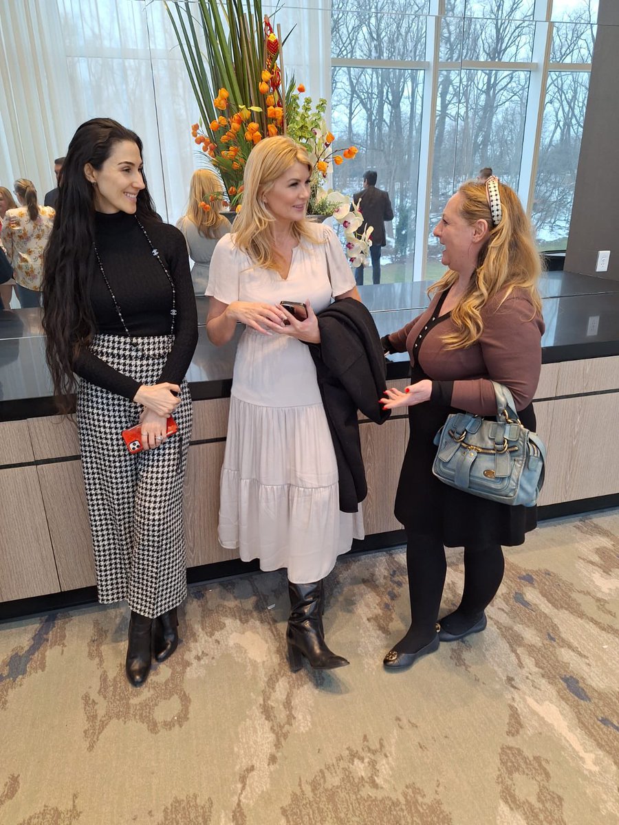 sophiaerik's tweet image. I want to unify &amp;amp; Collaborate!
Coordinating events like the #DCInaugural is no small feat. From aligning logistics to curating speaker lineups, every detail matters. The result? A space where real solutions to global challenges come to life. The world needs it now more than ever.…