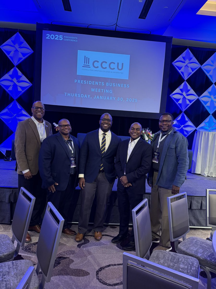 DrBrianJohnson1's tweet photo. African American CCCU presidents (Fresno Pacific, Houghton, Roberts Wesleyan and Warner Pacific) with Dr. Esau McCauley, Wheaton College at the CCCU President's Conference in Washington, DC #cccu @esaumccaulley @WayneDLewis @cccuorg https://t.co/zdHrKNk2y4
