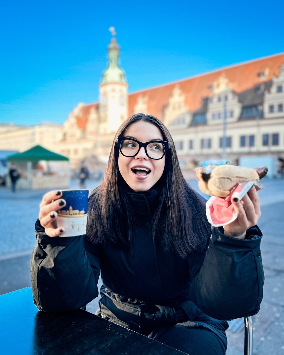 Enjoying the winter in #Germany 🇩🇪 gluhwein &amp; wurst