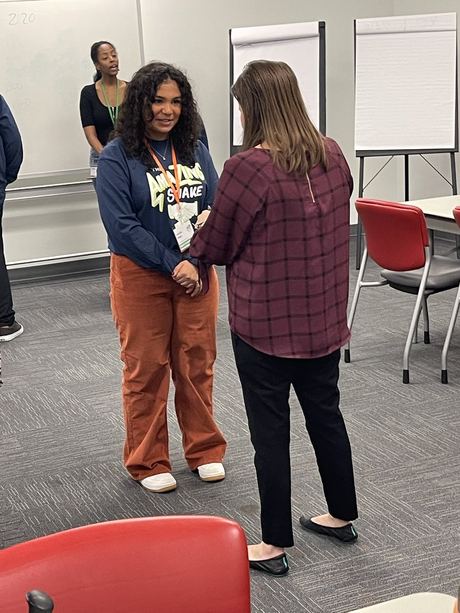 Rachel Hibdon tweet media